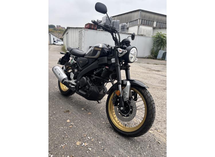 YAMAHA XSR 125 Legacy
