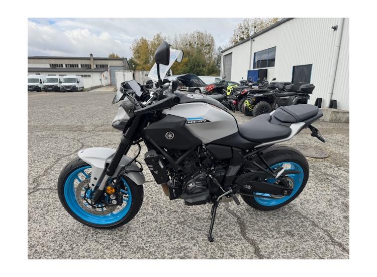 YAMAHA MT 07 ABS 2025