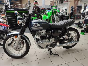 KAWASAKI W 800