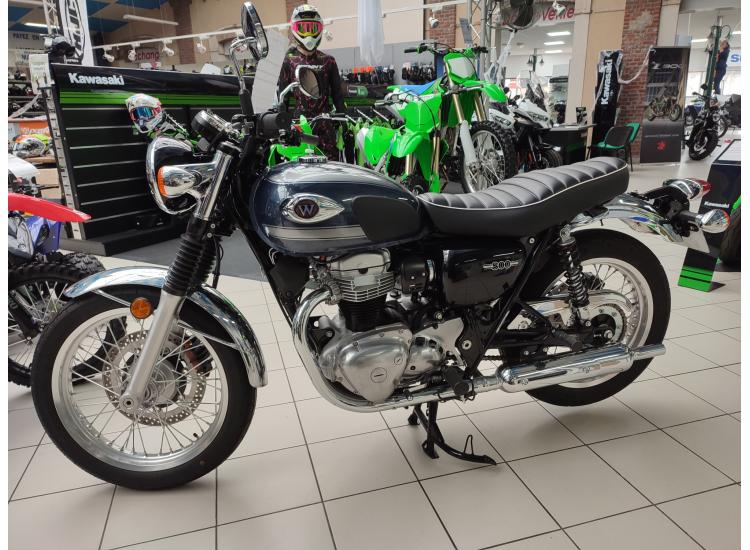 KAWASAKI W 800