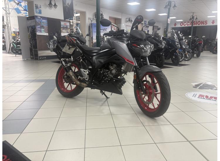SUZUKI GSX-S 125
