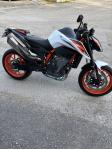 KTM 890 DUKE R