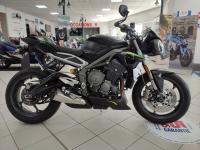 TRIUMPH STREET TRIPLE 765 RS